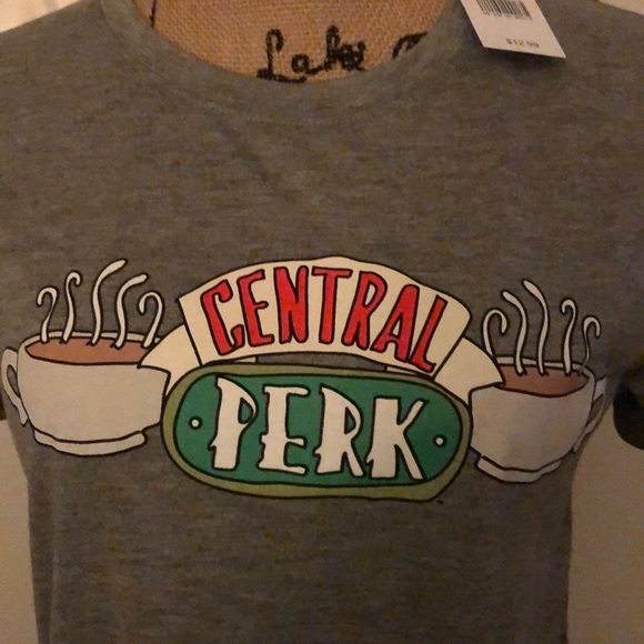 Tops - FRIENDS and Central Park lovers ❤️